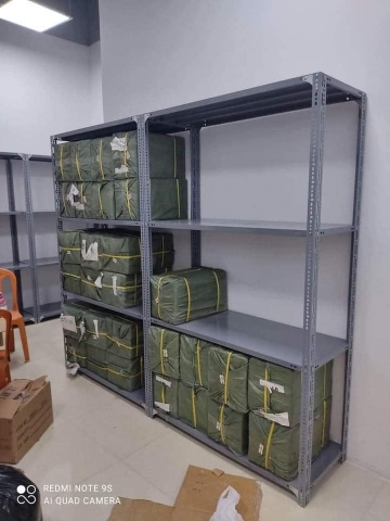 kệ v lỗ 4 tầng rộng 50 dài 1m2