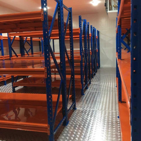 kệ trung tải cao 1m8 dài 1m5