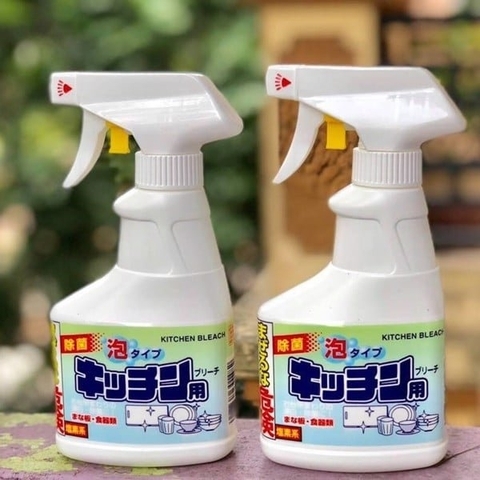 Xịt tẩy rửa nhà tắm nấm mốc Rocket 300ml