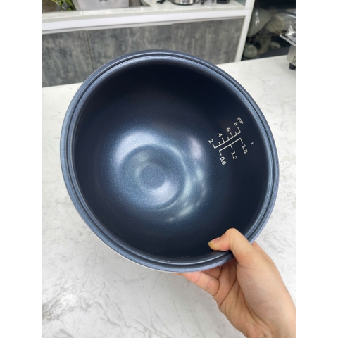 Nồi Cơm Điện Lòng Niêu 1,8L Kalpen R9