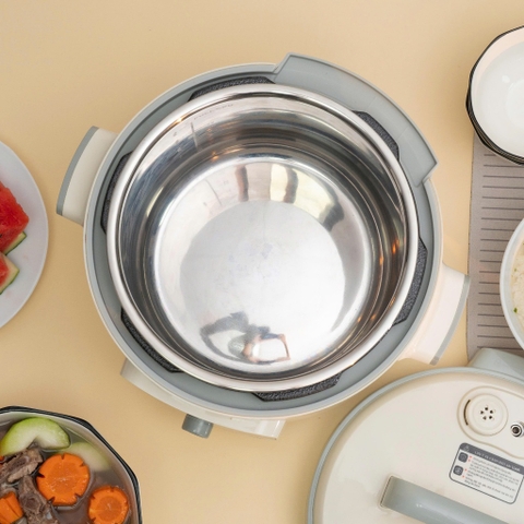 Nồi áp suất điện tử lòng nồi inox dung tích 6L Kalpen P5, Bảo hành 2 năm