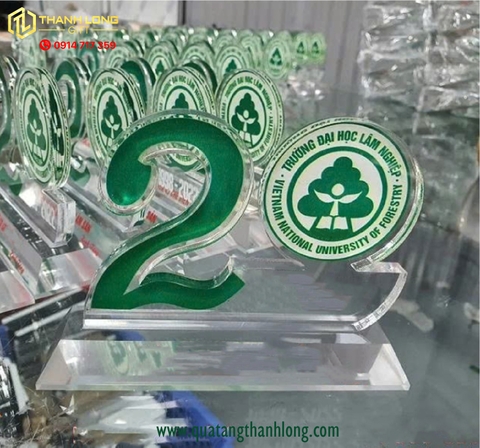 Kỷ niệm chương bộ số – 20 năm trở về thăm trường