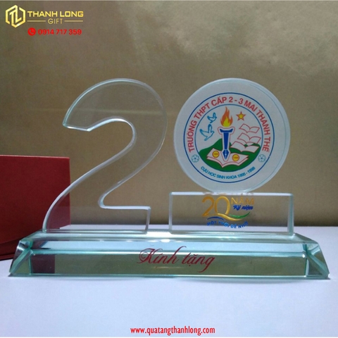 Kỷ niệm chương bộ số – 20 năm trở về thăm trường xưa