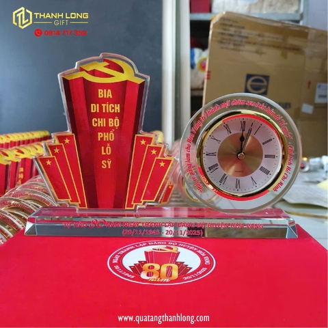 Kỷ niệm chương đồng hồ  - Kỷ niệm 80 năm thành lập Đảng Bộ huyện Hòa Vang
