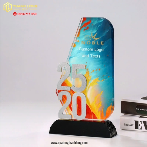 Kỷ Niệm chương đánh dấu hành trình 2025