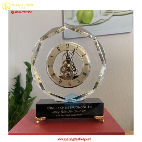 Quà tặng để bàn đồng hồ pha lê