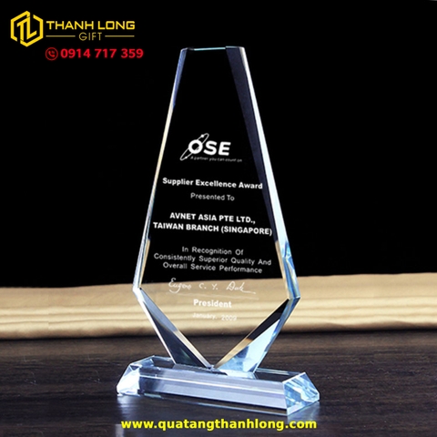 Kỷ Niệm Chương Pha Lê Ngang Đầu 20cm