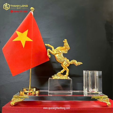 Quà tặng để bàn mẫu con Ngựa, Cờ