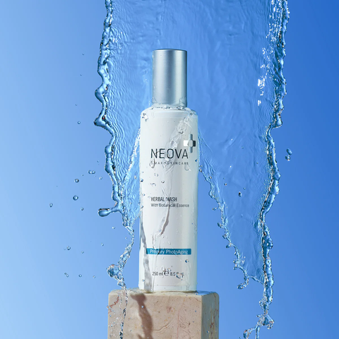 Neova Herbal Wash: Sữa Rửa Mặt Dịu Nhẹ, Phục Hồi Dưỡng Ẩm