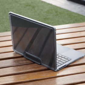 Review Case Laptop MacBook UAG Lucent Series: Case đơn giản cho laptop của bạn