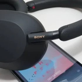 Review tai nghe Sony WH – 1000XM5