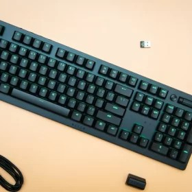 Review bàn phím Razer Deathstalker V2 Pro
