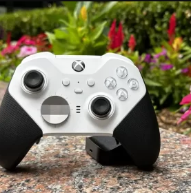 Xbox Elite Wireless Controller Series 2 - Cổ điển nhưng hiện đại