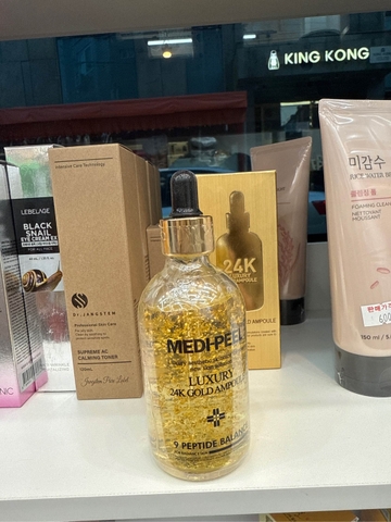 Tinh chất vàng 24k Medi Peel ngăn ngừa lão hoá