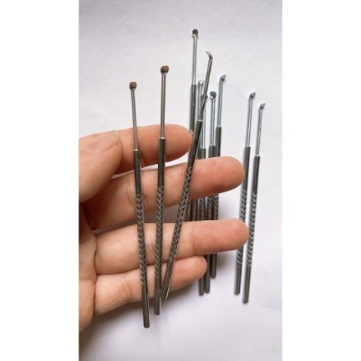 1 cây lấy ráy tai bằng inox