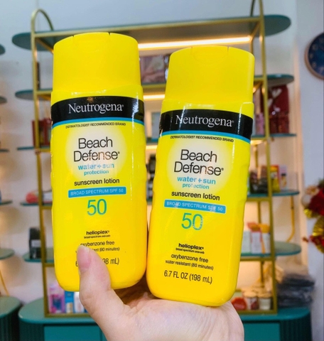 KCN Neutrogena Beach Defense Lotion SPF50