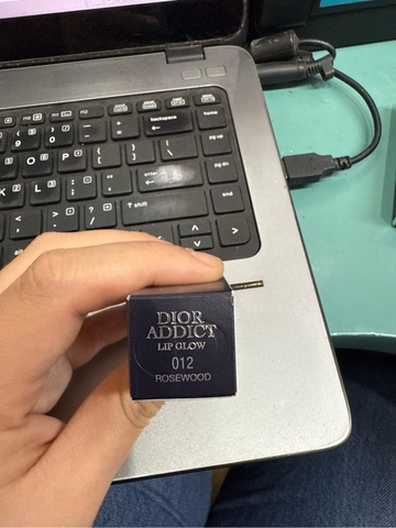 son dior lip glow #012 ko giảm