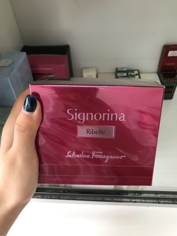 Nước hoa Signorina Ribelle (hồng đậm) 100ml