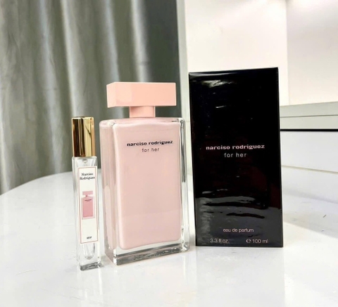 Nước hoa Narciso hồng nhạt 100ml