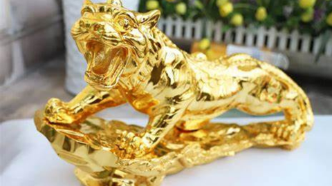 Hổ Đồng Mạ Vàng: Linh Vật Phong Thủy Mang Đến May Mắn, Quyền Lực Và Vẻ Đẹp Bất Tận