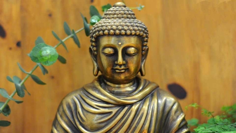 Tại Sao Tượng Đồng Phật Thích Ca Lại Được Tôn Kính Trong Phật Giáo?