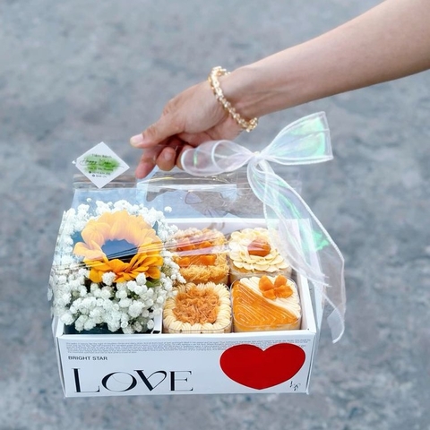 Hoa + Bánh 12