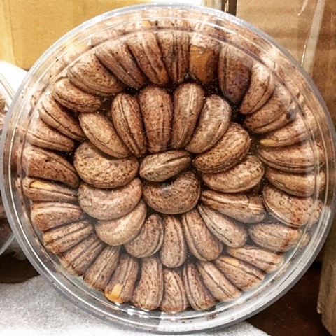 Hạt Điều Xếp Hoa - hộp 500gr
