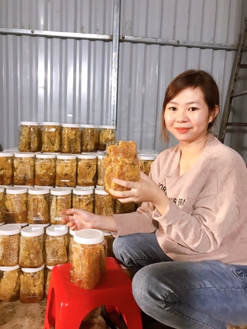 Mật Ong Hoa Cà Phê Nguyên Sáp - Hũ 1000ml