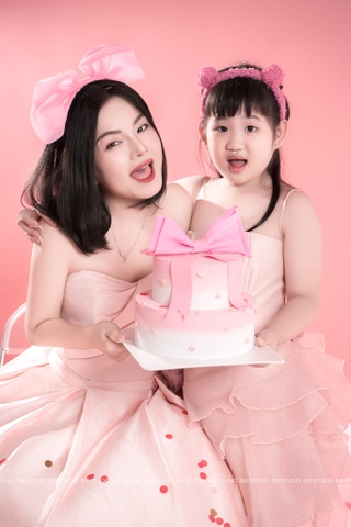 Chụp Ảnh Gia Đình - MECON04