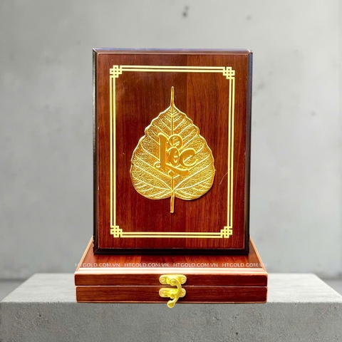 LÁ BỒ ĐỀ CHỮ LỘC , DÁT VÀNG (17cm x 22cm)
