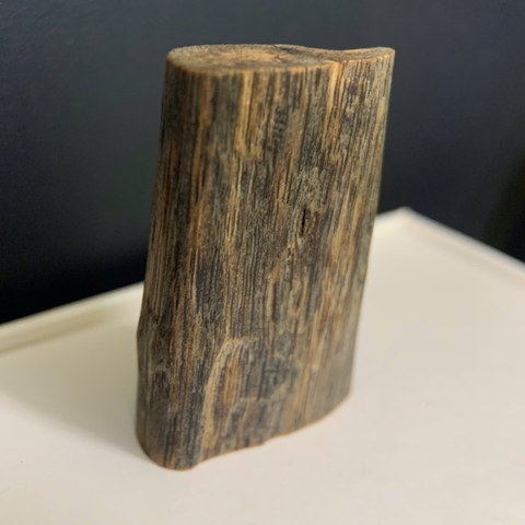 Mặt Trầm Chìm Nước Kỳ Hải Nam – Linh Khí Hội Tụ, Phong Thủy Cát Lành