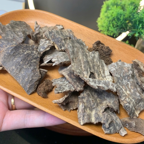 Vụn Trầm xông Phúc Trạch Việt Nam thơm ngọt thanh khiết lọ 10g 141