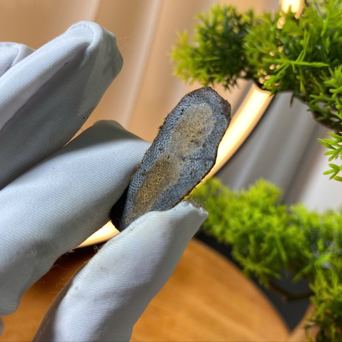 Vụn xông đốt trầm Kì Hải Nam cao cấp lọ 10 gram 120