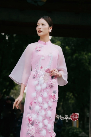 Áo dài Uyển Tước