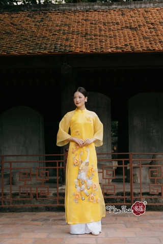 Áo dài Uyển Tước