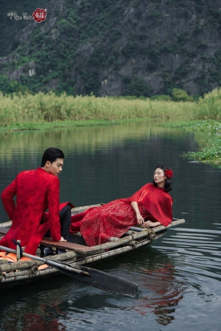 Áo dài cô dâu Xích Tơ