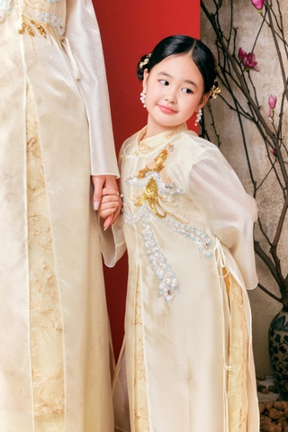 Áo dài Phượng Ảnh Nhi