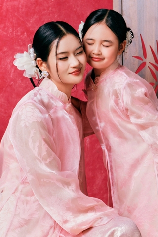 Áo dài Vũ Hoa Nhi