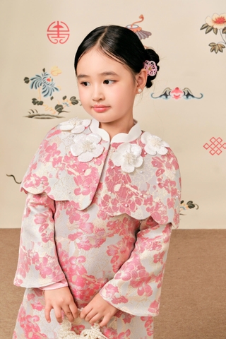 Áo dài Đào Tuyết Nhi