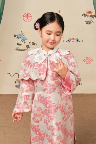 Áo dài Đào Tuyết Nhi