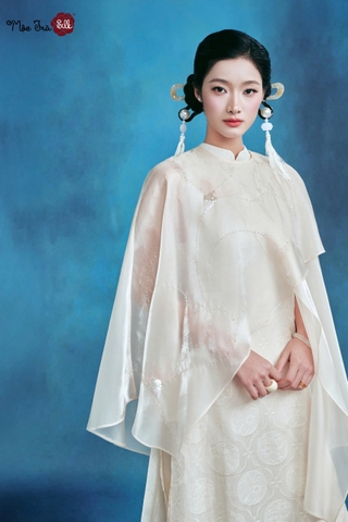 Áo dài Bạch Tinh Sương