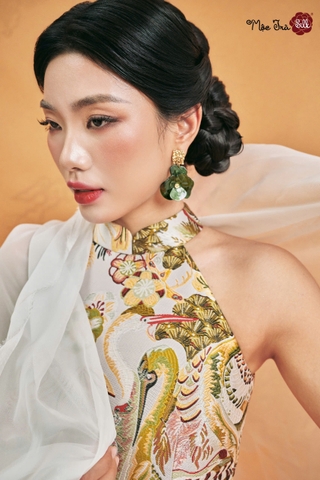 Áo dài Vân Diệu Quang