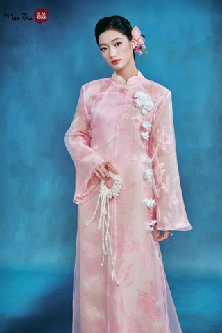 Áo dài Vũ Hoa Phấn
