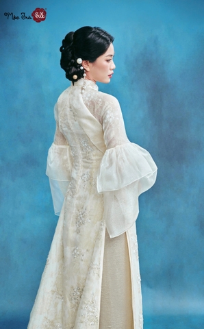 Áo dài Ngọc Hàm Sương