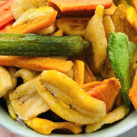 Củ quả mix sấy giòn