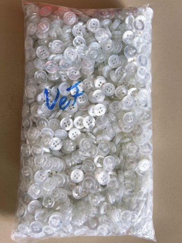 Nút bịt lớn - 4 lỗ sơmi vest Lý Minh 1728