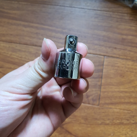 Đầu nối chuyển khẩu từ 1/2 sang 3/8 và ngược lại
