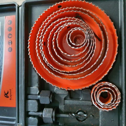 Bộ mũi khoan khoét lỗ thạch cao, lỗ gỗ hãng Kapusi 8chi tiết (K-3681) và 16chi tiết (K-3683)