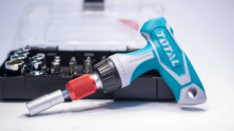 Bộ tua vít 24 chi tiết TOTAL TACSD30186 linh hoạt, chất liệu CR-V