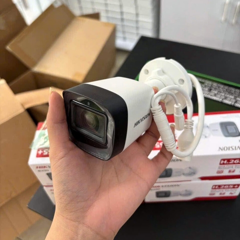 IP Camera Hikvision DS-2CD1021G2-LIU (4MM) , có micro, có đèn trợ sáng | Giá từ 4C, ít hơn +10K